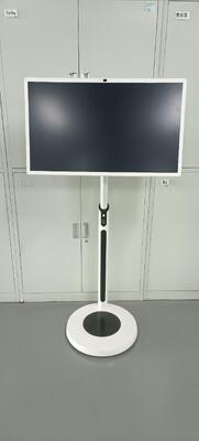 32인치 IPS 스크린 휴대용 스마트 TV 충전 배터리