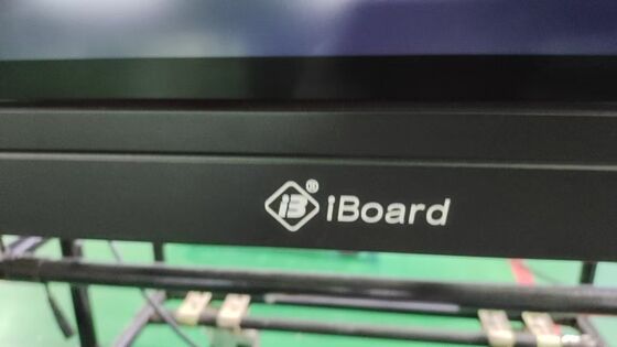 IBoard 경쟁 화이트보드 솔루션 Andorid 16 대화형 평면 패널 스마트 보드 디스플레이