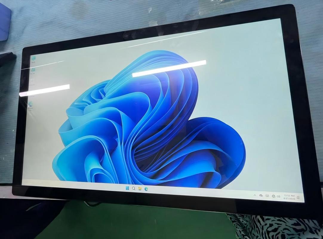 Wholesale  21.5'' 23.8'' 27'' 32 Inch Desktop Monitor With Built In 13MP Webcam All-In-One Android And Windows System Optional Capacitive 10 Touch Point Louder Speaker & Mic Interactive Whitebooard