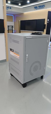 AC 충전 DC 충전 및 USB 타입-A 타입-C 밸브 스토리지 바퀴와 함께 아이패드 충전 캐비닛